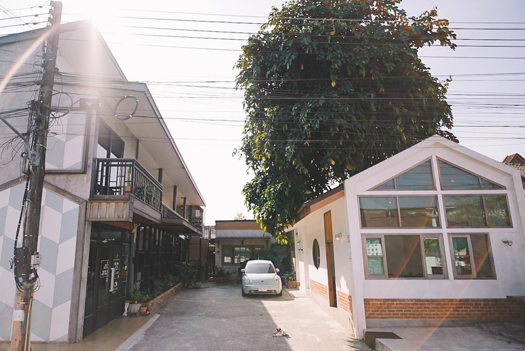 Bed and Breakfast Sleepy House Chiang Rai Zewnętrze zdjęcie
